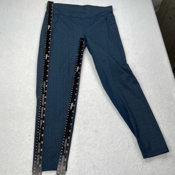 Sweaty Betty NWT The Zero Gravity Leggings 7/8 Length Beetle Blue Glitter Medium - Picture 6 of 13
